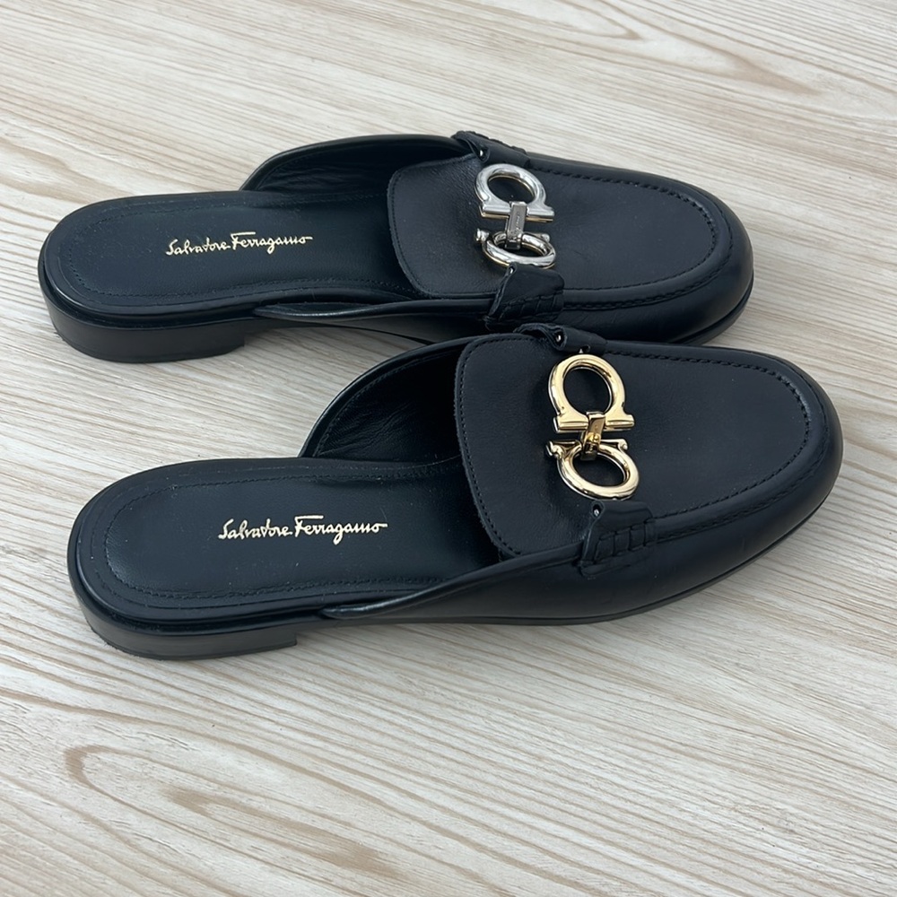 Authentic Salvatore Ferragamo black leather loafer slides Size 7 - Picture 4 of 7
